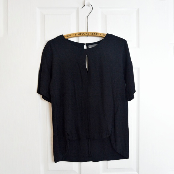 Michael Stars Tops - 3/$30 🌞 Michael Stars black crepe blouse